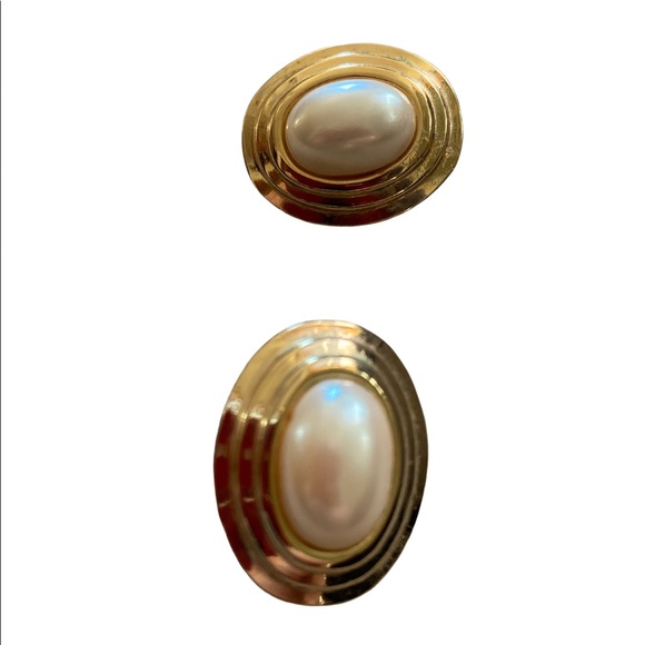 Vintage faux pearl earrings - Picture 2 of 2